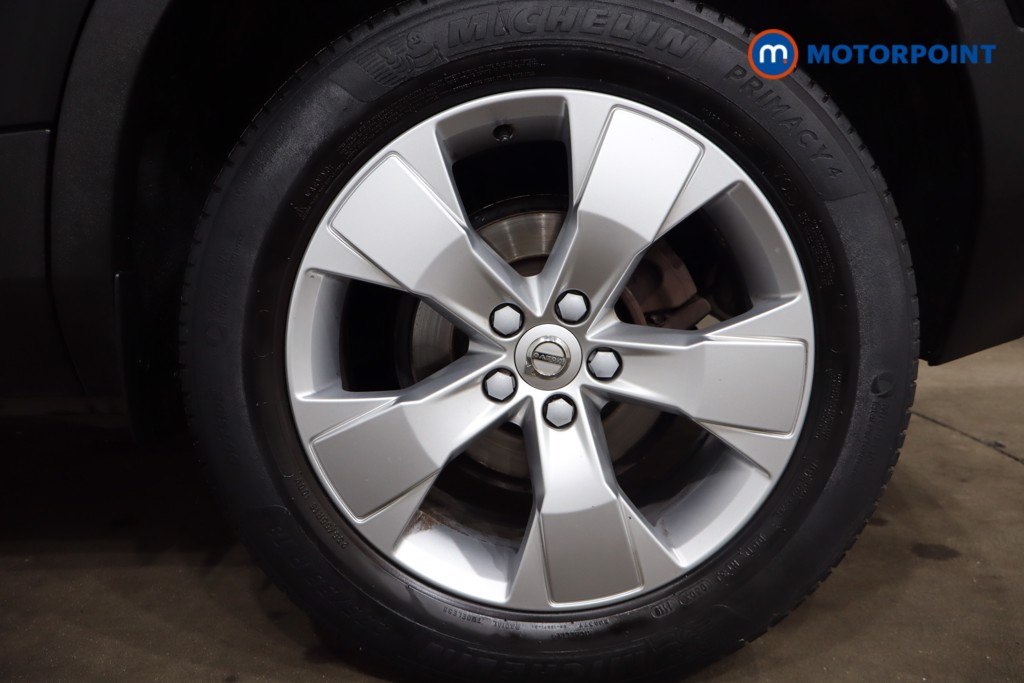 Volvo Xc40 Momentum Manual Petrol SUV - Stock Number (1549044) - 12th supplementary image