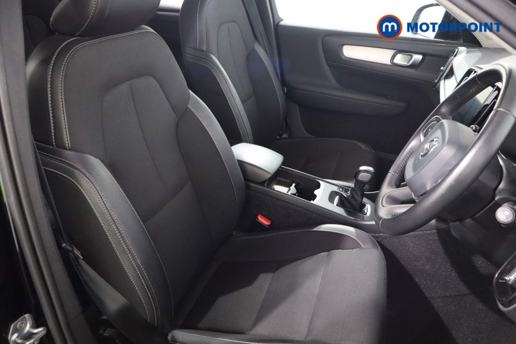 Volvo Xc40 Momentum Manual Petrol SUV - Stock Number (1549044) - 19th supplementary image
