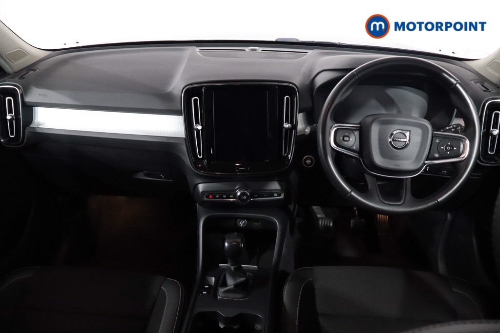 Volvo Xc40 Momentum Manual Petrol SUV - Stock Number (1549044) - 1st supplementary image