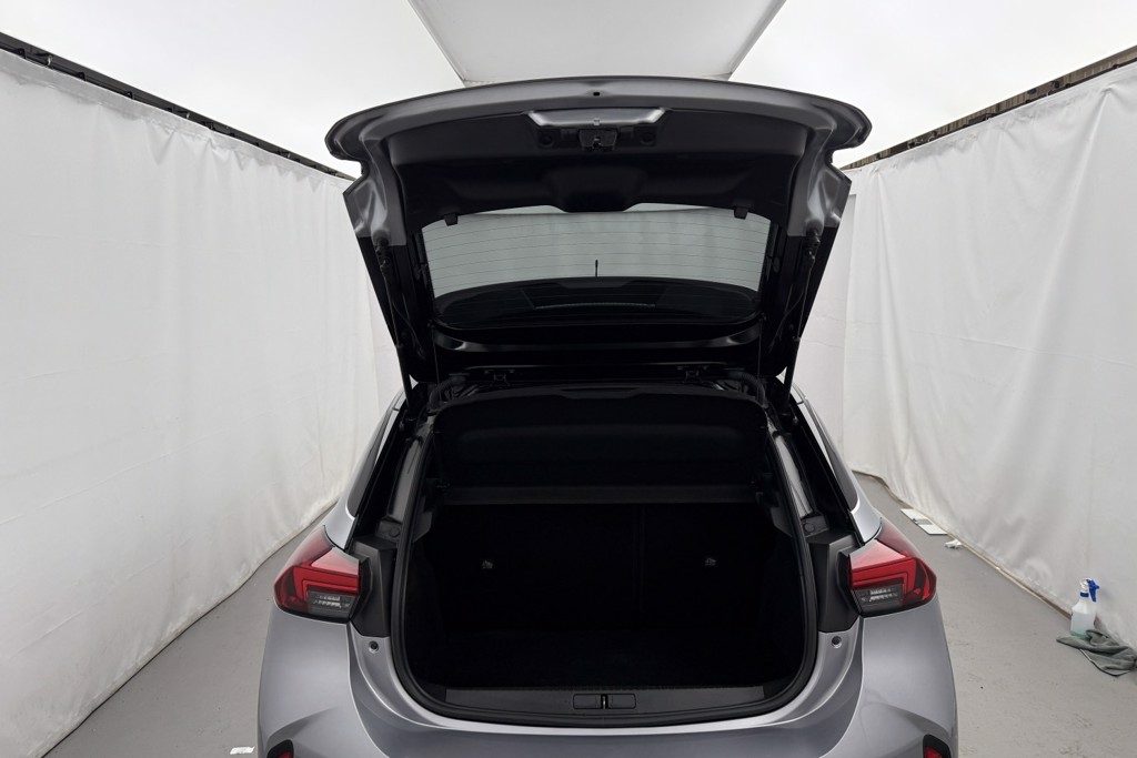 Vauxhall Corsa GS Manual Petrol Hatchback - Stock Number (1549174) - 22nd supplementary image