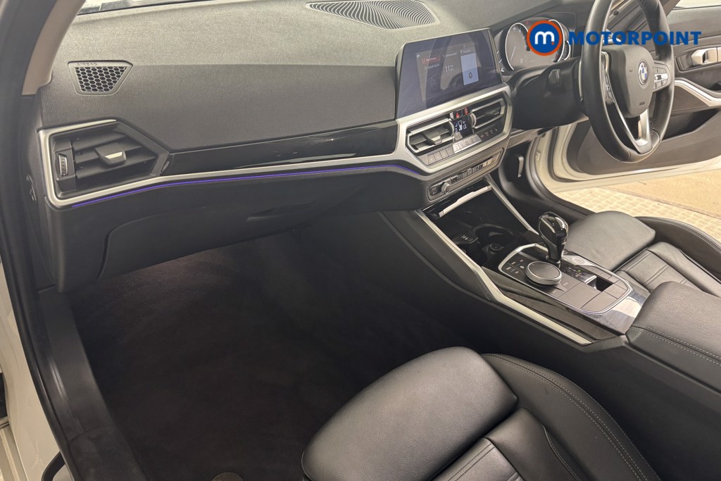 BMW 3 Series Sport Automatic Petrol Saloon - Stock Number (1549503) - 8th supplementary image