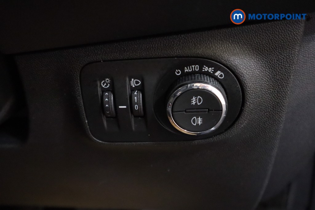 Vauxhall Corsa Sri Vx-Line Nav Black Manual Petrol Hatchback - Stock Number (1549603) - 6th supplementary image
