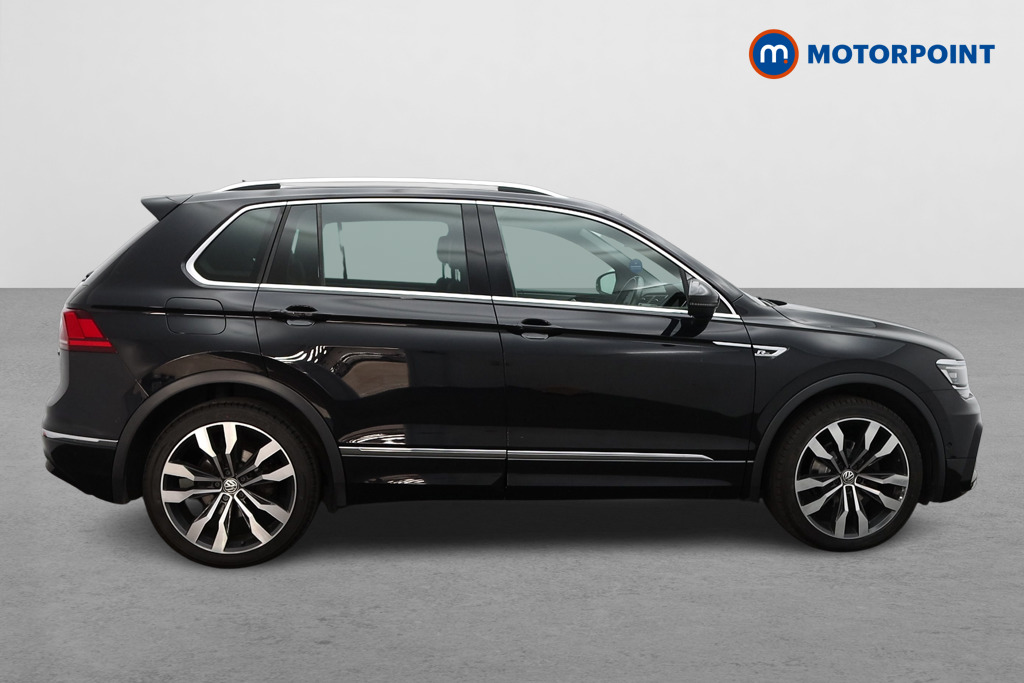 Volkswagen Tiguan R-Line Tech Automatic Diesel SUV - Stock Number (1549643) - Drivers side