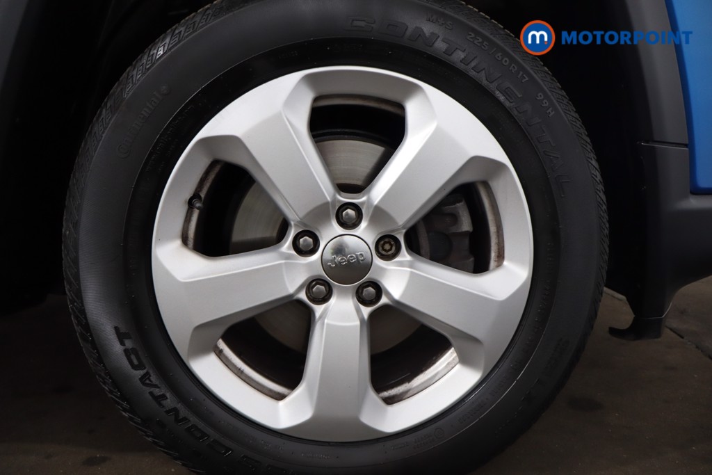 Jeep Compass Longitude Manual Petrol SUV - Stock Number (1549875) - 10th supplementary image