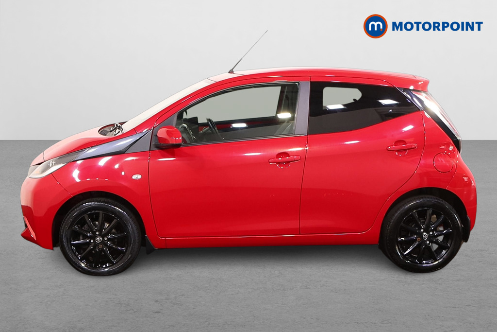 Toyota Aygo X-Style Manual Petrol Hatchback - Stock Number (1550202) - Passenger side