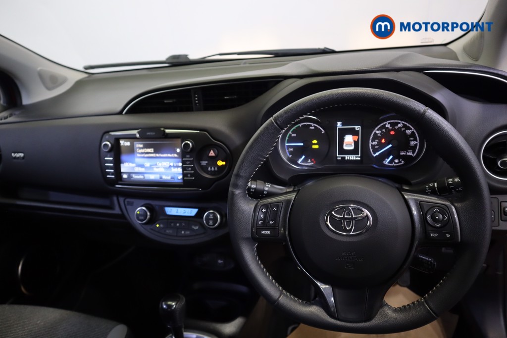 Toyota Yaris Y20 Automatic Petrol-Electric Hybrid Hatchback - Stock Number (1550206) - 1st supplementary image