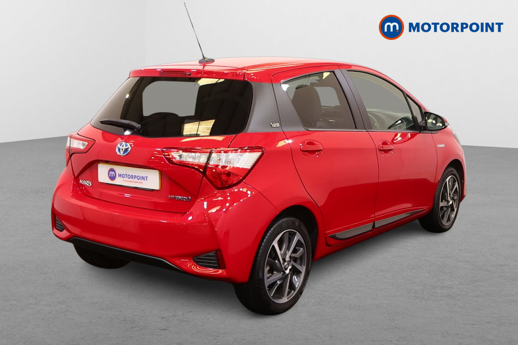 Toyota Yaris Y20 Automatic Petrol-Electric Hybrid Hatchback - Stock Number (1550206) - Drivers side rear corner
