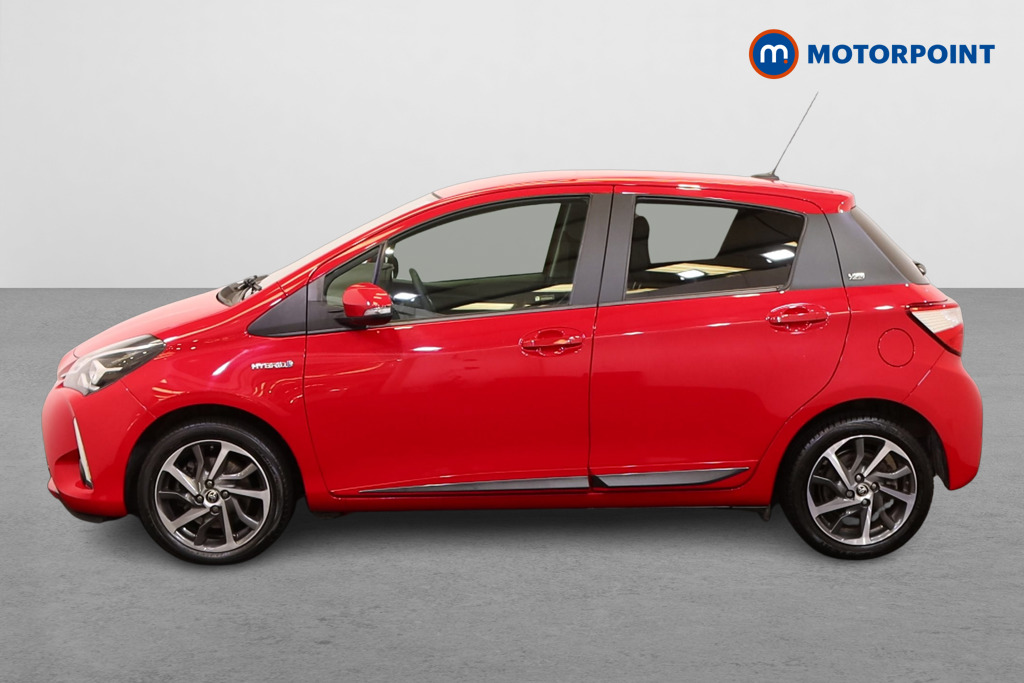 Toyota Yaris Y20 Automatic Petrol-Electric Hybrid Hatchback - Stock Number (1550206) - Passenger side