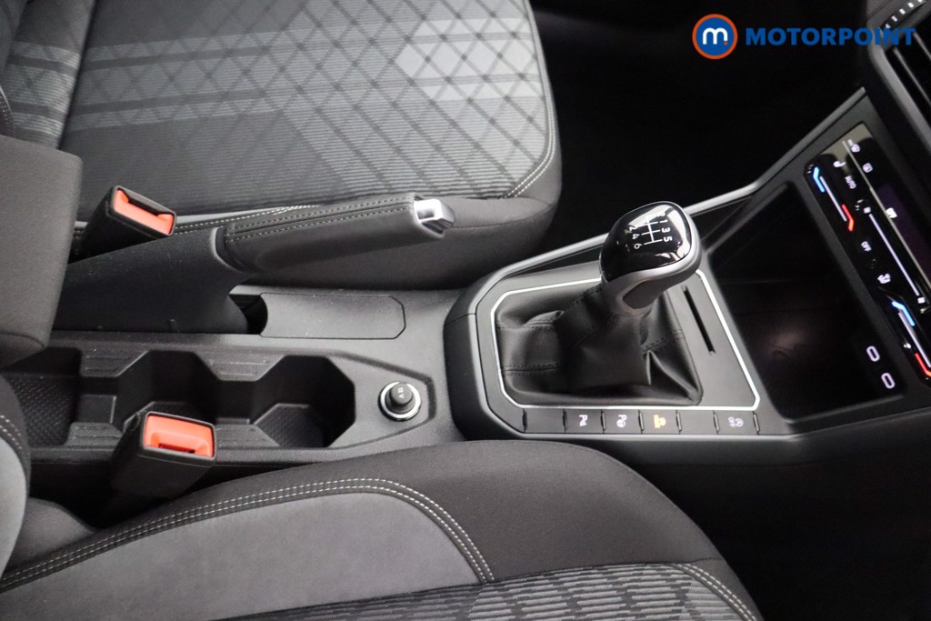 Volkswagen Taigo R-Line Manual Petrol SUV - Stock Number (1550211) - 7th supplementary image