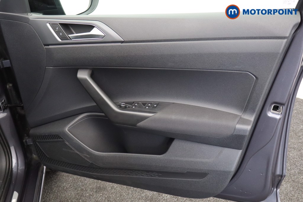 Volkswagen Taigo R-Line Manual Petrol SUV - Stock Number (1550211) - 16th supplementary image