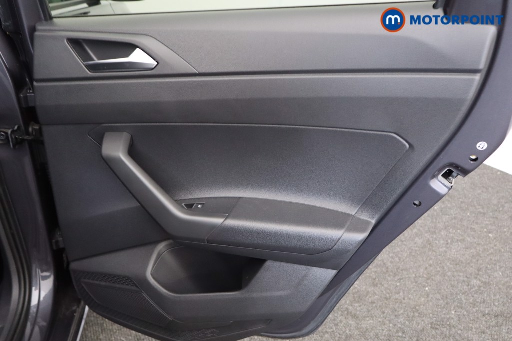 Volkswagen Taigo R-Line Manual Petrol SUV - Stock Number (1550211) - 17th supplementary image