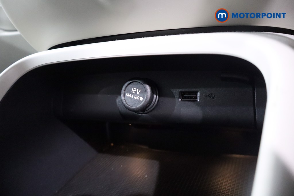 Volvo Xc40 Inscription Pro Automatic Petrol SUV - Stock Number (1550292) - 18th supplementary image