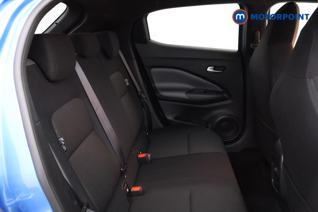 Nissan Juke N-Connecta Manual Petrol SUV - Stock Number (1550352) - 12th supplementary image