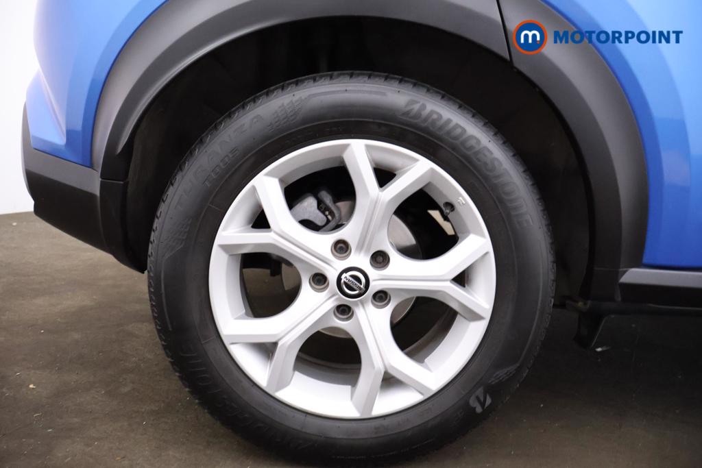 Nissan Juke N-Connecta Manual Petrol SUV - Stock Number (1550352) - 17th supplementary image