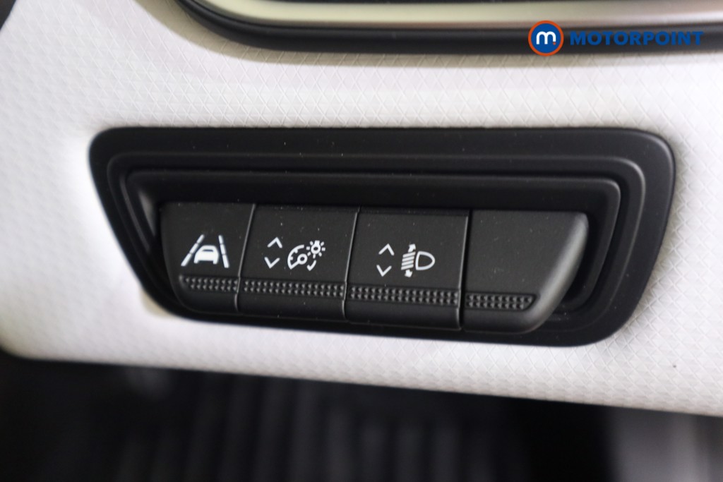Renault Clio Techno Automatic Petrol-Electric Hybrid Hatchback - Stock Number (1550379) - 9th supplementary image