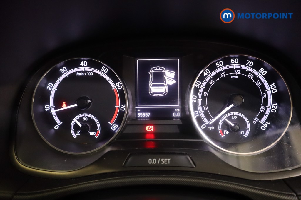 Skoda Fabia Colour Edition Manual Petrol Hatchback - Stock Number (1550386) - 3rd supplementary image