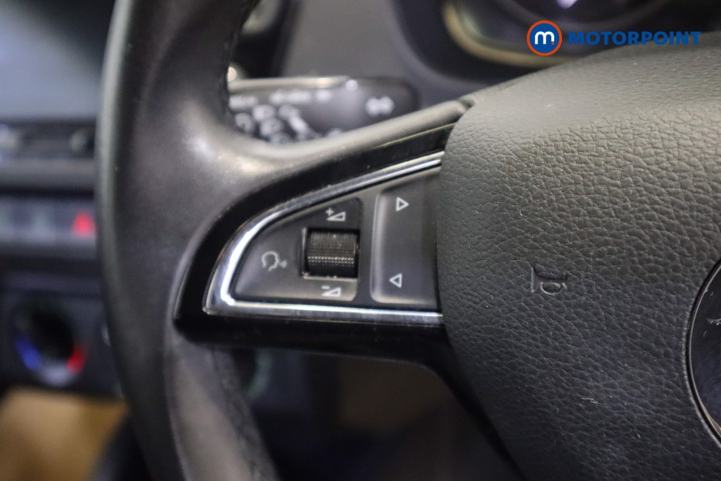 Skoda Fabia Colour Edition Manual Petrol Hatchback - Stock Number (1550386) - 12th supplementary image