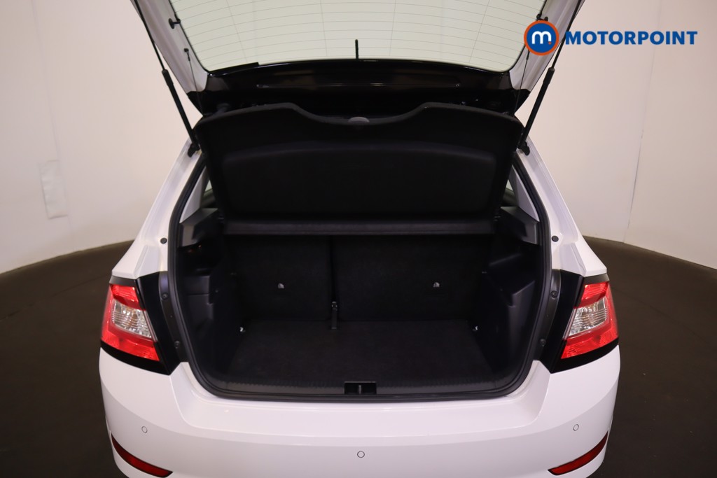 Skoda Fabia Colour Edition Manual Petrol Hatchback - Stock Number (1550386) - 16th supplementary image