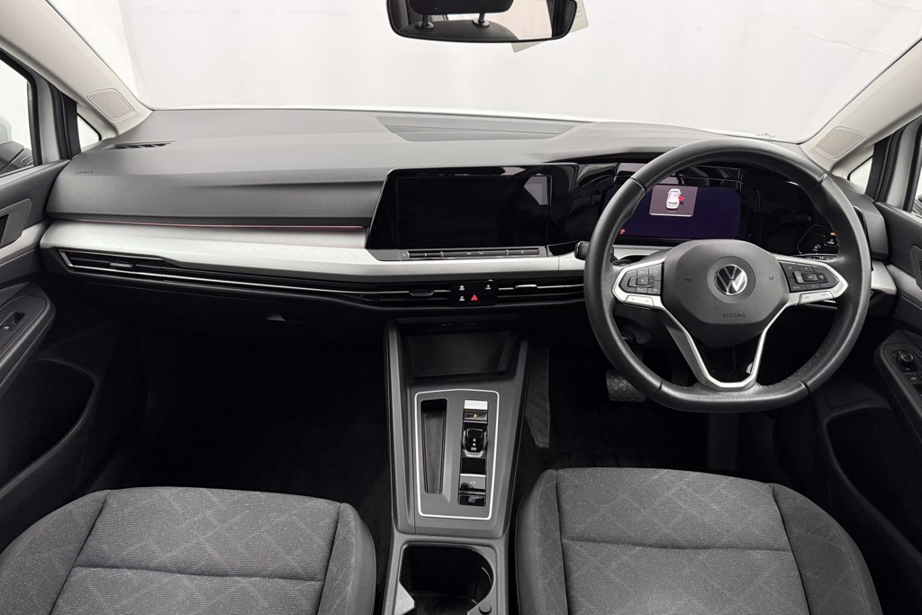 Volkswagen Golf Life Automatic Diesel Hatchback - Stock Number (1550720) - 2nd supplementary image