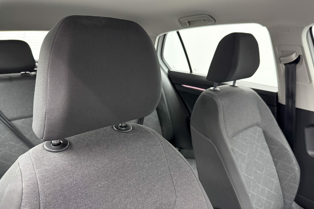 Volkswagen Golf Life Automatic Diesel Hatchback - Stock Number (1550720) - 20th supplementary image