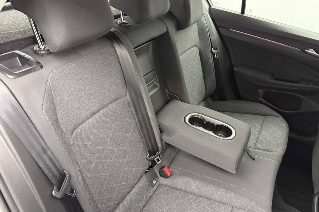 Volkswagen Golf Life Automatic Diesel Hatchback - Stock Number (1550720) - 23rd supplementary image