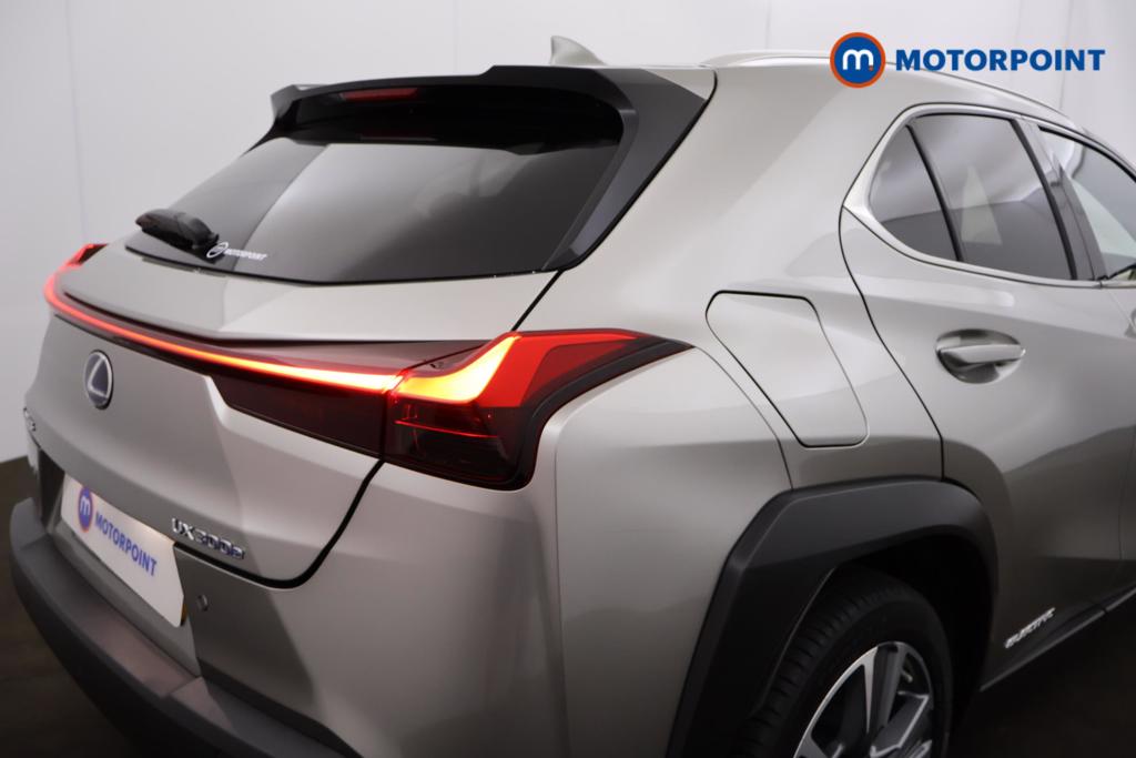 Lexus UX 300E 150Kw 54.3 Kwh 5Dr E-Cvt Takumi Pack Automatic Electric SUV - Stock Number (1550729) - 16th supplementary image