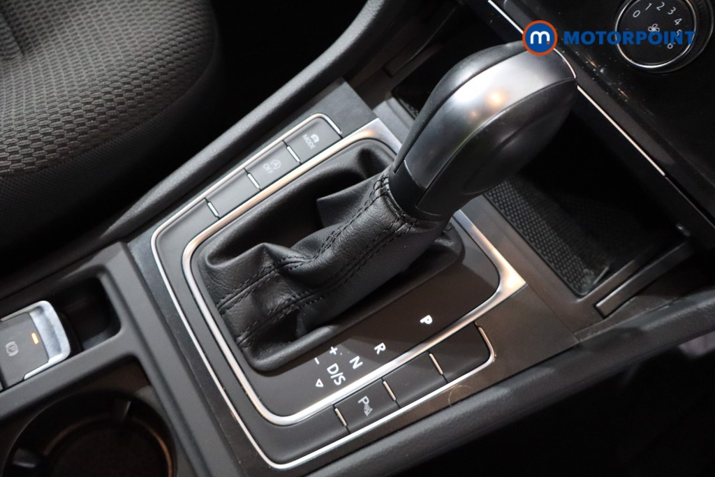 Volkswagen Golf Match Automatic Petrol Hatchback - Stock Number (1551010) - 16th supplementary image