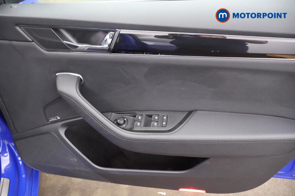 Skoda Superb Laurin -Plus Klement Automatic Petrol Plug-In Hybrid Estate - Stock Number (1551306) - 9th supplementary image