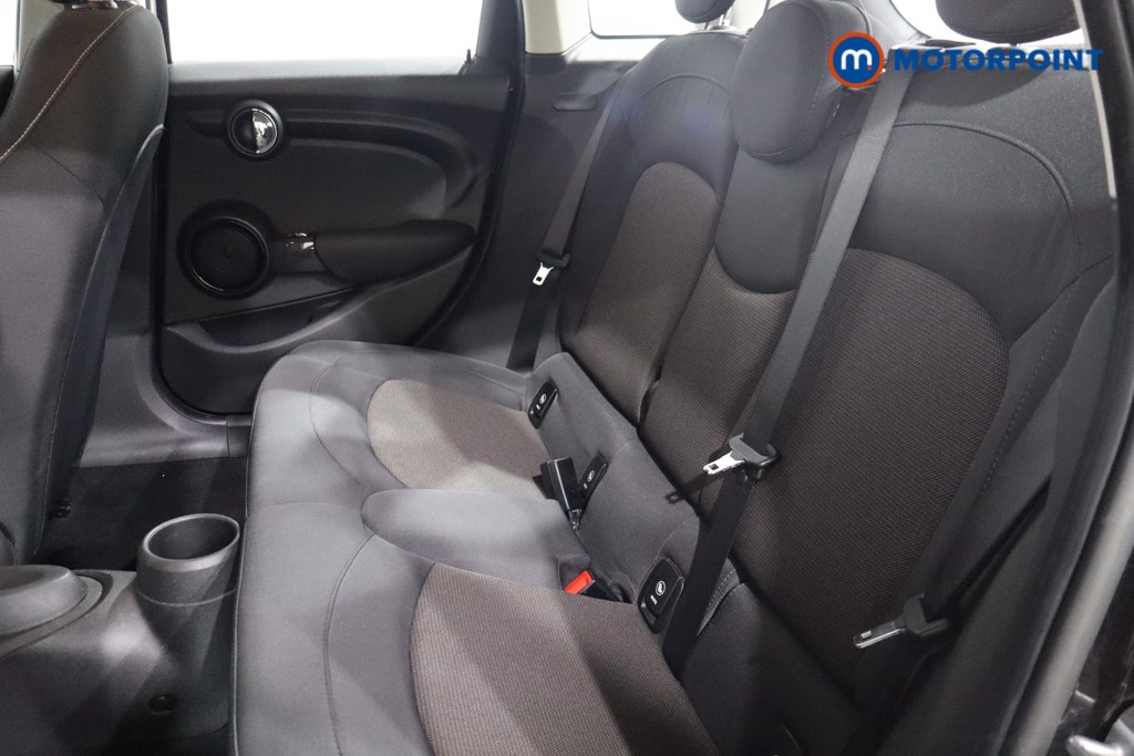 Mini Hatchback Cooper Manual Petrol Hatchback - Stock Number (1551591) - 5th supplementary image