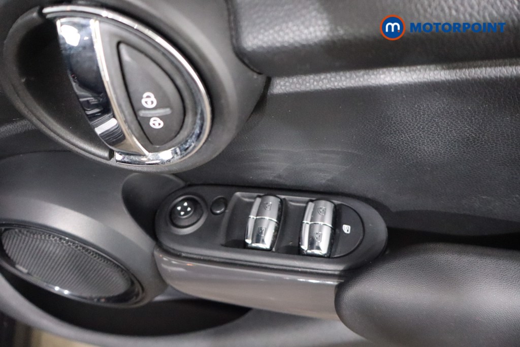Mini Hatchback Cooper Manual Petrol Hatchback - Stock Number (1551591) - 15th supplementary image
