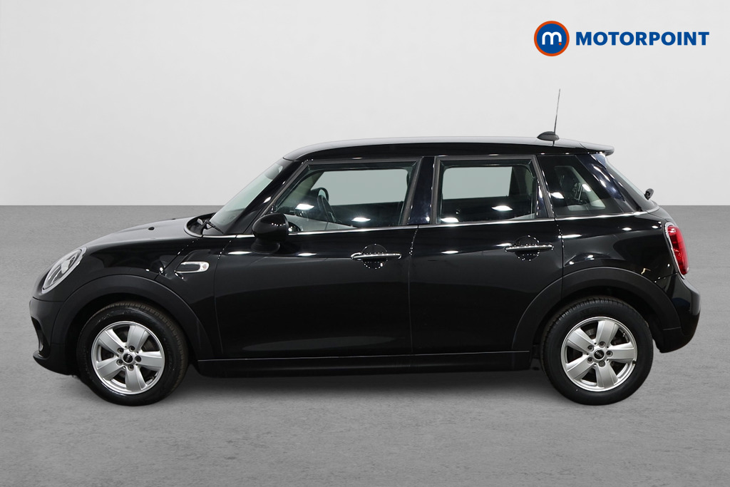Mini Hatchback Cooper Manual Petrol Hatchback - Stock Number (1551591) - Passenger side