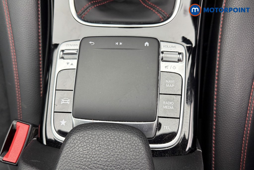 Mercedes-Benz A Class Amg Line Manual Petrol Hatchback - Stock Number (1551761) - 11th supplementary image