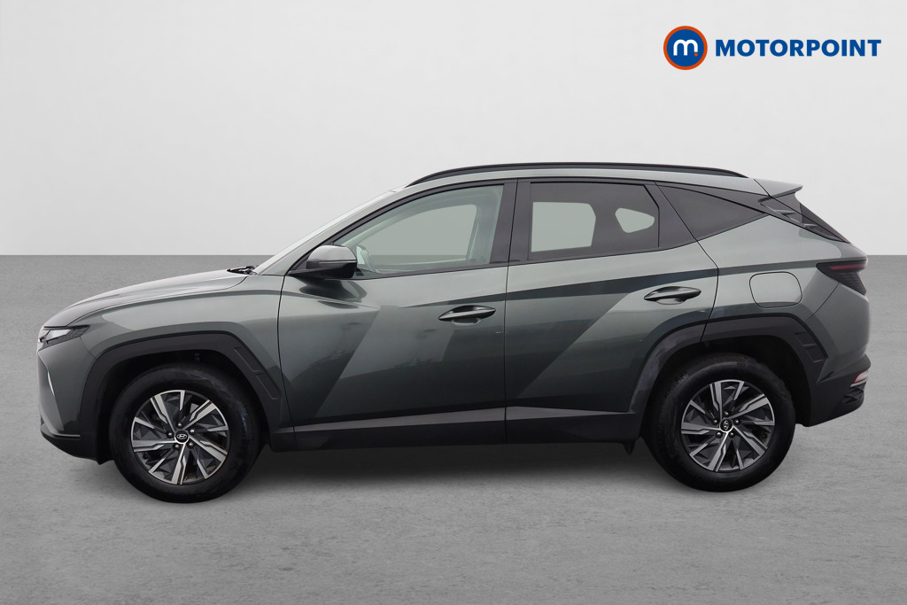 Hyundai Tucson Se Connect Manual Petrol SUV - Stock Number (1551801) - Passenger side