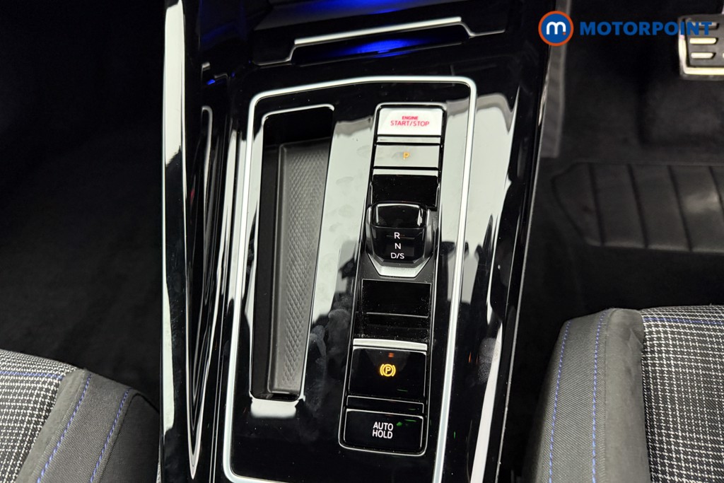 Volkswagen Golf GTE Automatic Petrol Plug-In Hybrid Hatchback - Stock Number (1551839) - 12th supplementary image