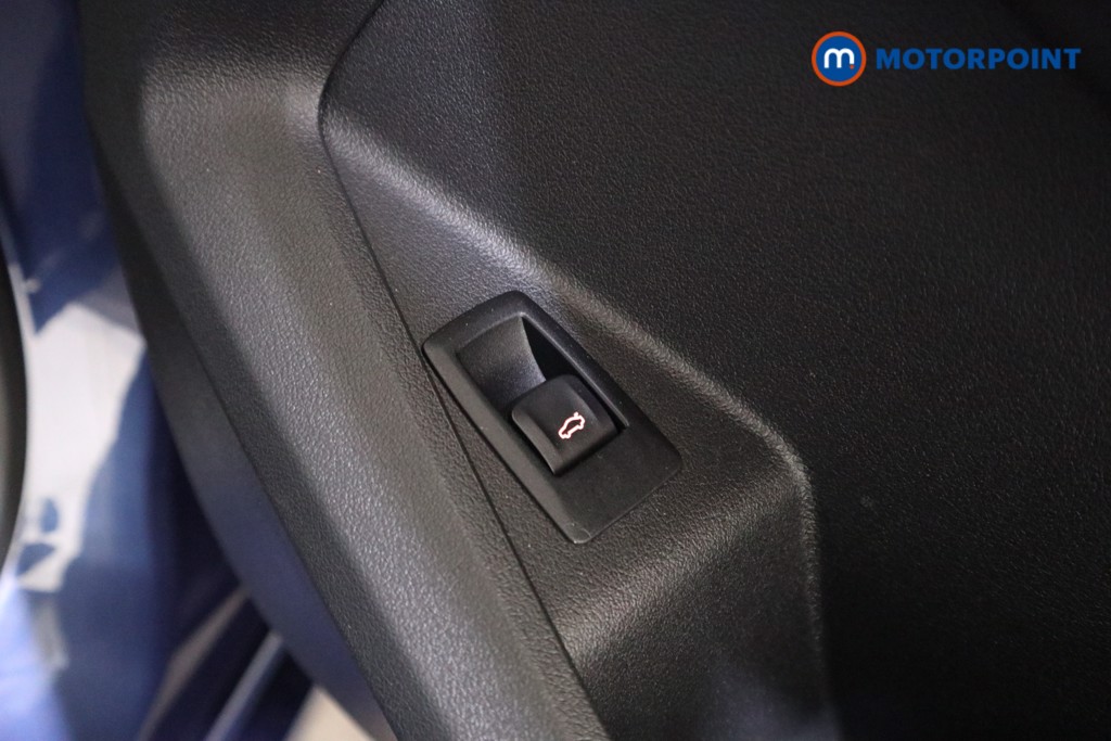BMW 1 Series SE Automatic Petrol Hatchback - Stock Number (1551865) - 13th supplementary image