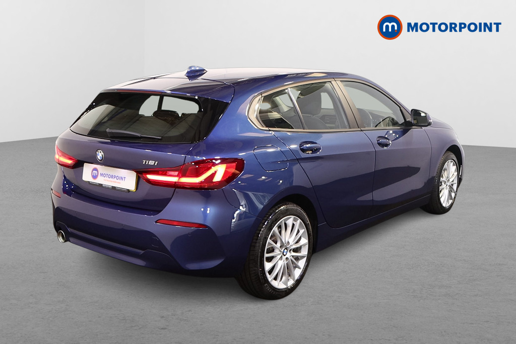 BMW 1 Series SE Automatic Petrol Hatchback - Stock Number (1551865) - Drivers side rear corner