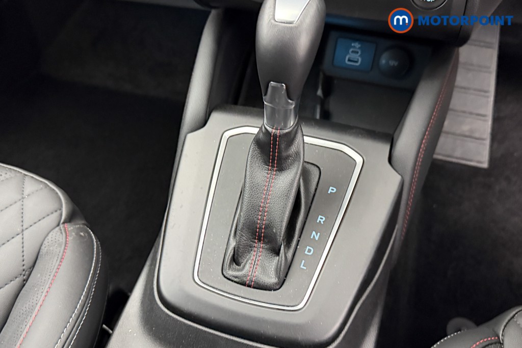 Ford Focus St-Line X Automatic Petrol-Electric Hybrid Hatchback - Stock Number (1552013) - 11th supplementary image