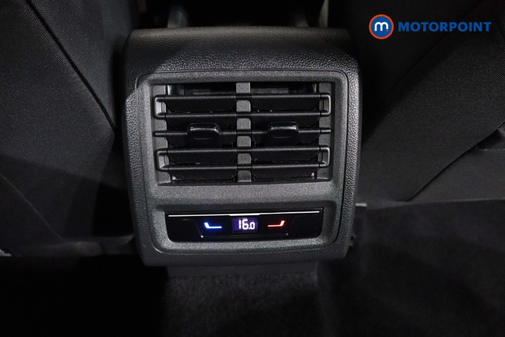 Volkswagen Golf GTD Automatic Diesel Hatchback - Stock Number (1552161) - 17th supplementary image