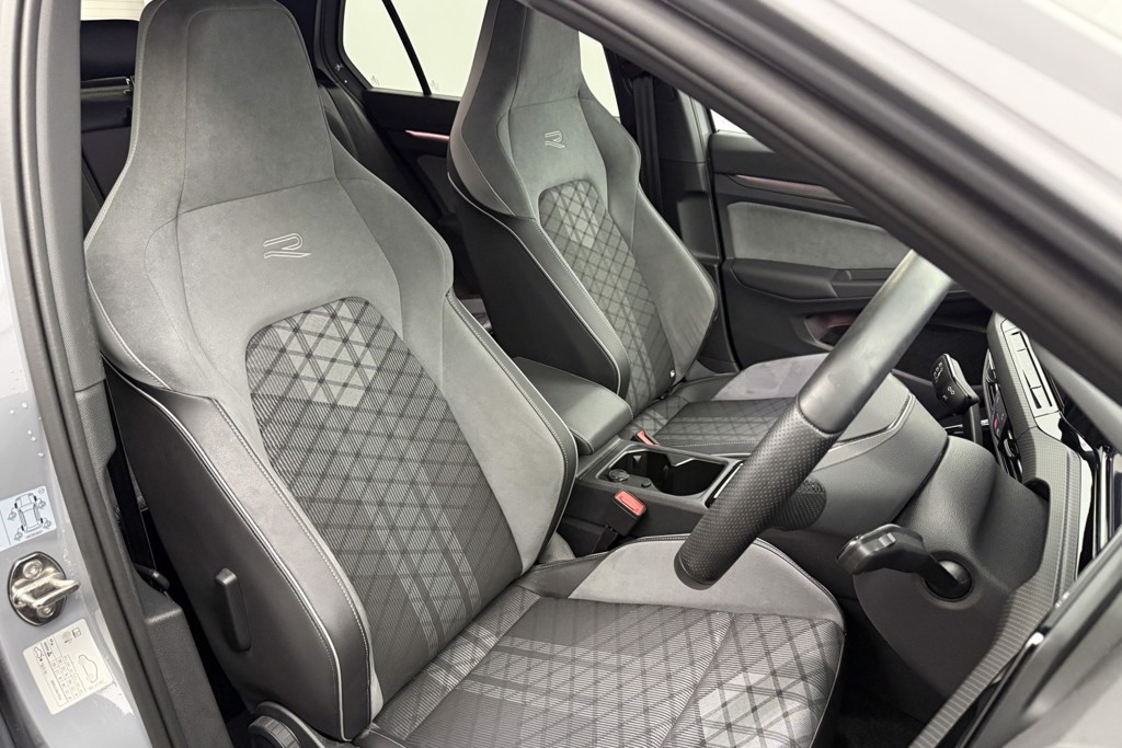 Volkswagen Golf R-Line Manual Petrol Hatchback - Stock Number (1552295) - 19th supplementary image