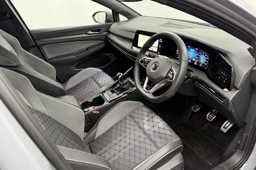 Volkswagen Golf R-Line Manual Petrol Hatchback - Stock Number (1552295) - 1st supplementary image