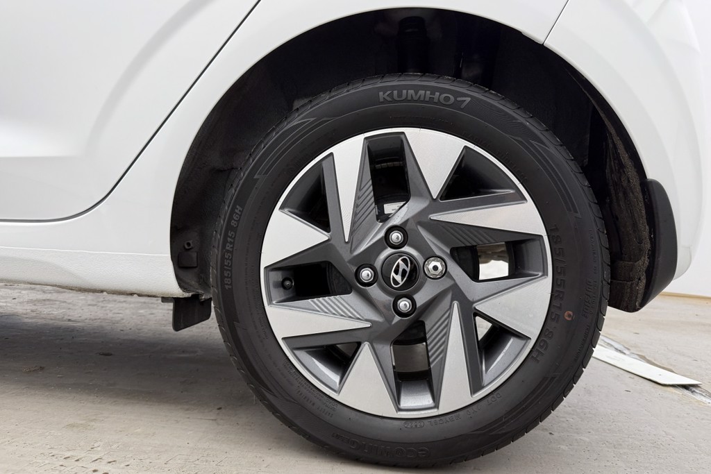 Hyundai I10 Advance Manual Petrol Hatchback - Stock Number (1552350) - 31st supplementary image