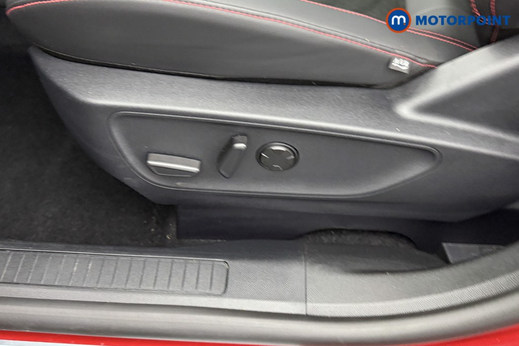 Ford Kuga St-Line X Automatic Petrol-Electric Hybrid SUV - Stock Number (1552751) - 26th supplementary image