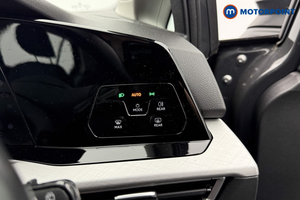 Volkswagen Golf Life Manual Petrol Hatchback - Stock Number (1552967) - 16th supplementary image