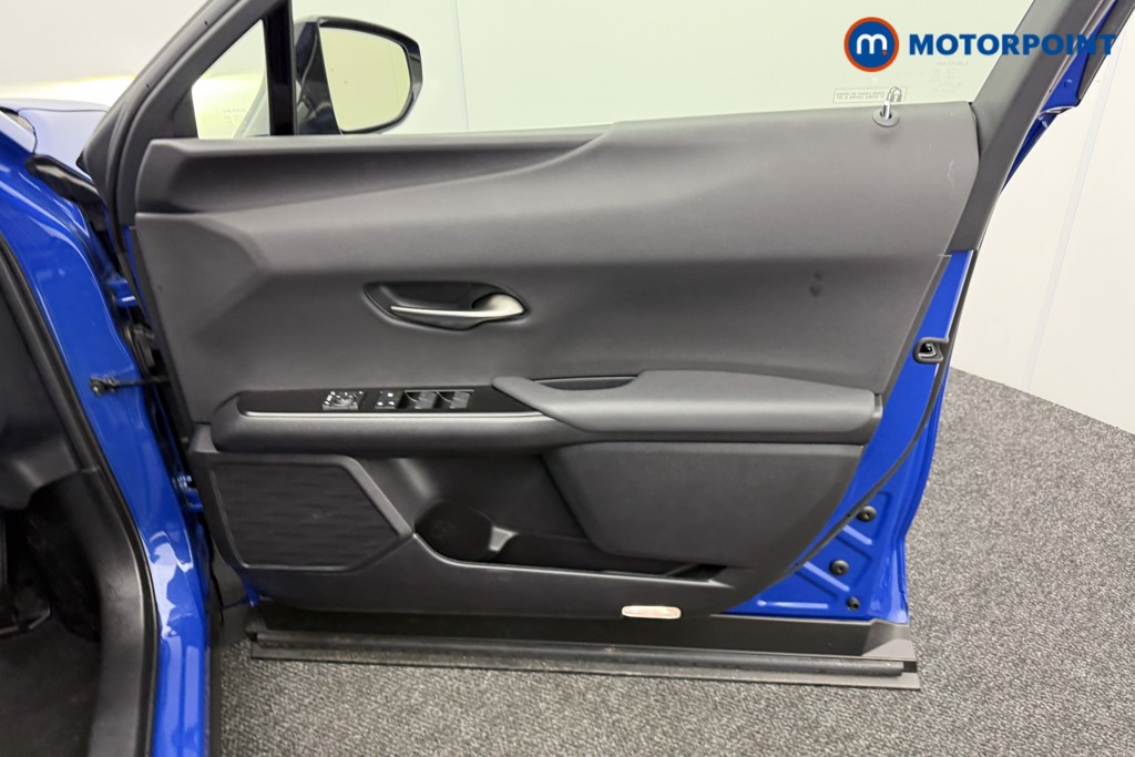 Lexus UX 300E 150Kw 72.8 Kwh 5Dr E-Cvt Automatic Electric SUV - Stock Number (1552980) - 17th supplementary image