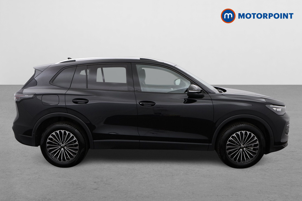 Volkswagen Tiguan Match Automatic Petrol Plug-In Hybrid SUV - Stock Number (1552995) - Drivers side