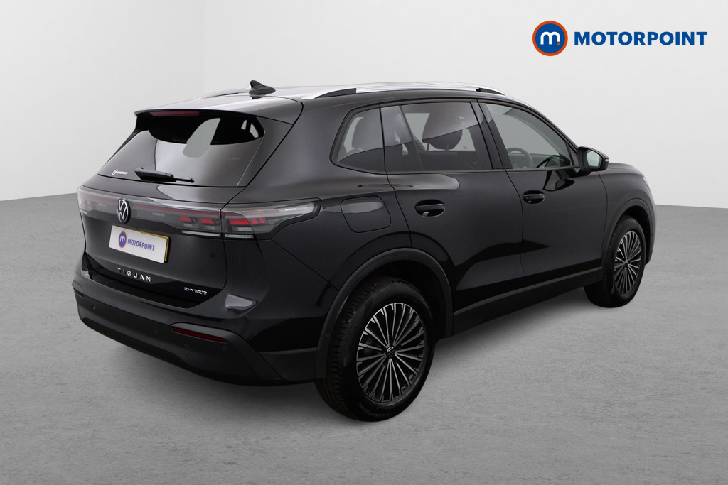 Volkswagen Tiguan Match Automatic Petrol Plug-In Hybrid SUV - Stock Number (1552995) - Drivers side rear corner
