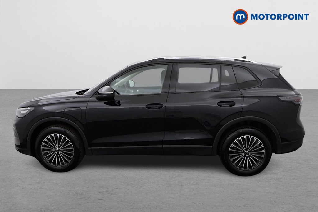Volkswagen Tiguan Match Automatic Petrol Plug-In Hybrid SUV - Stock Number (1552995) - Passenger side