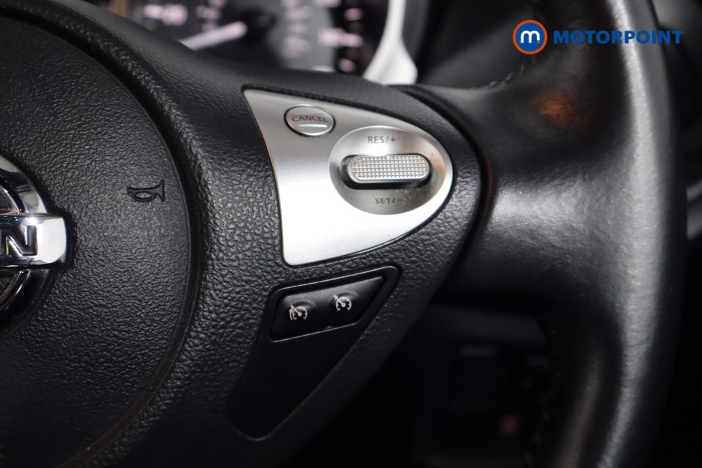 Nissan Juke Tekna Automatic Petrol SUV - Stock Number (1553028) - 8th supplementary image