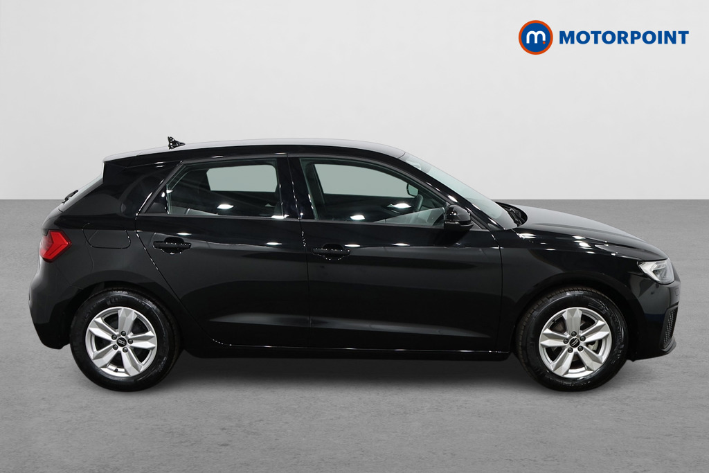 Audi A1 Technik Manual Petrol Hatchback - Stock Number (1553287) - Drivers side