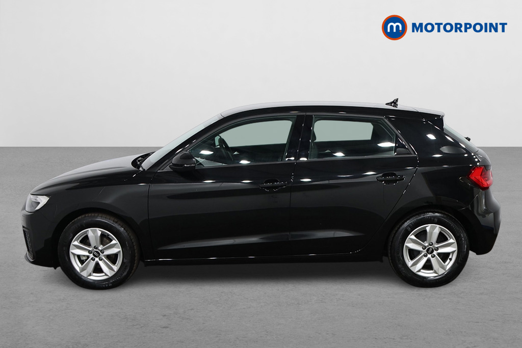 Audi A1 Technik Manual Petrol Hatchback - Stock Number (1553287) - Passenger side